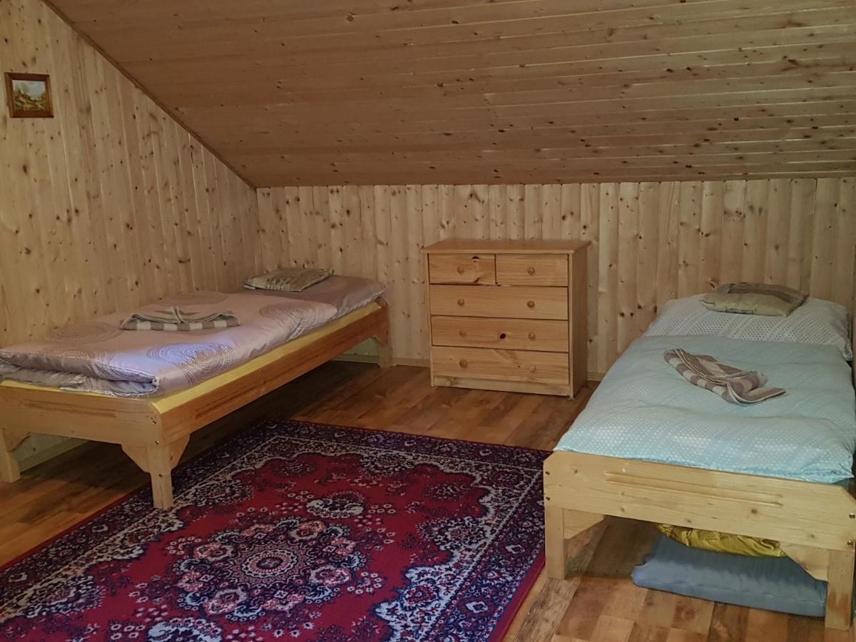 Chata Pod Skalou Valaská Eksteriør bilde